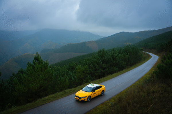 Taxi Lâm Hà